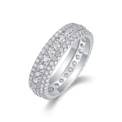 Trendsetting 925 Silver Ring with Round Moissanite Accent