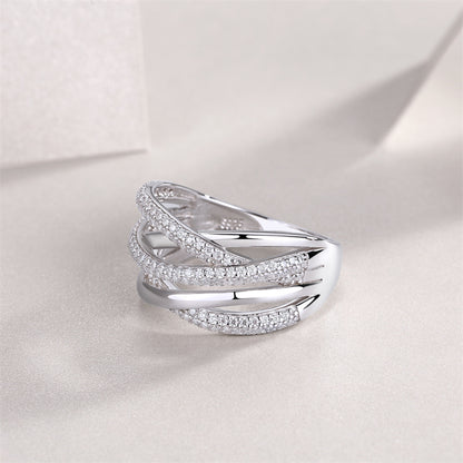 Trendy Geometric Round Moissanite Ring