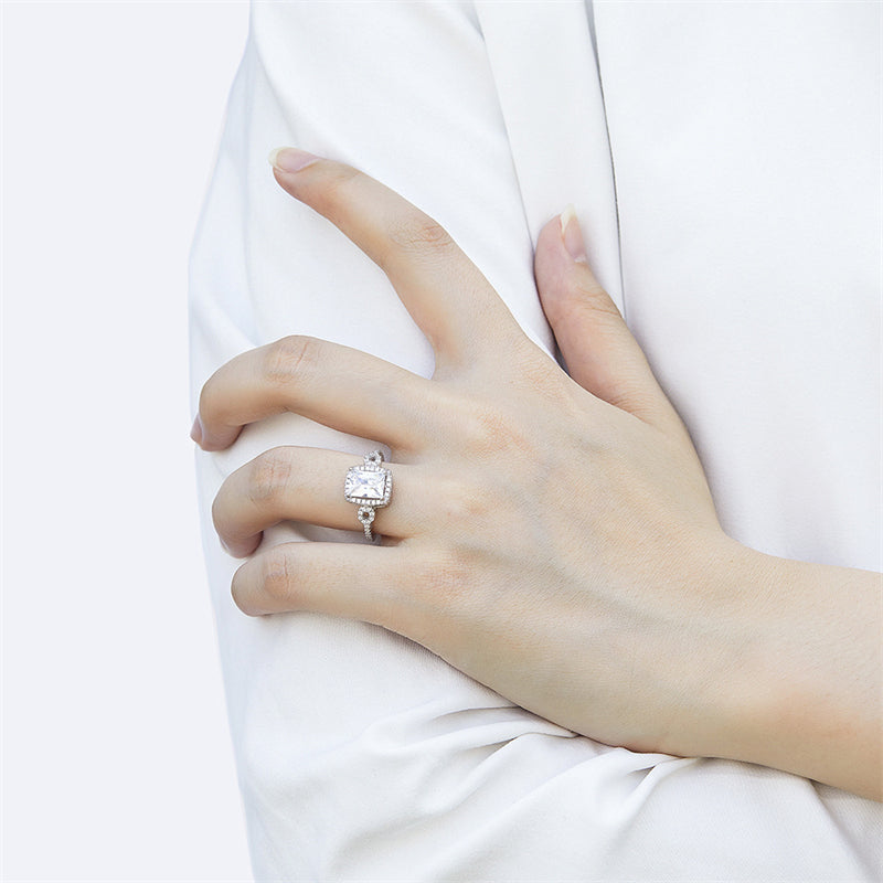 Vintage Square Zircon Cluster Ring - 925 Sterling Silver Art Deco Inspired Statement Jewelry