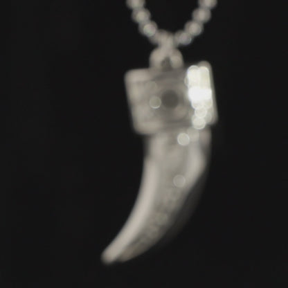Fashion Stainless Steel Ivory Pendant Necklace